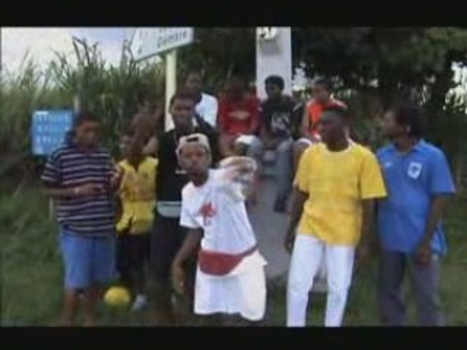 C'est Sa La Vie [Le Lover ft Dona Pasta] Le Clip