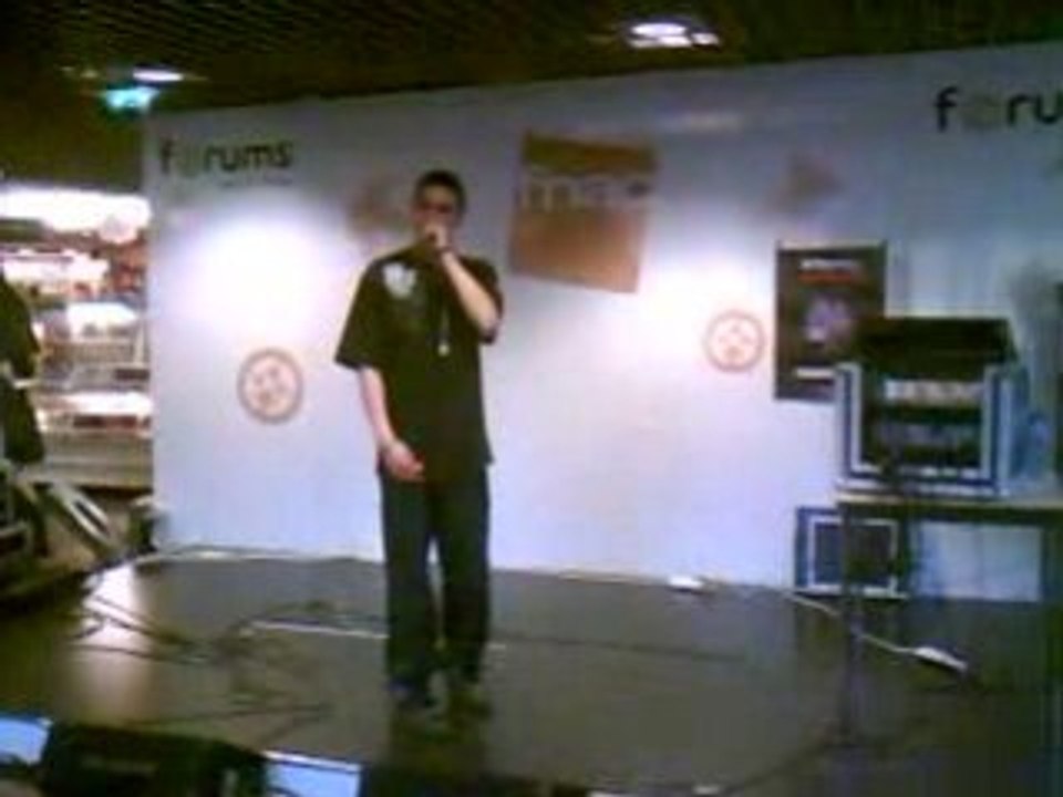 Proi-b @ Fnac pour un Show case 25 octobre 2008 (PART 2)