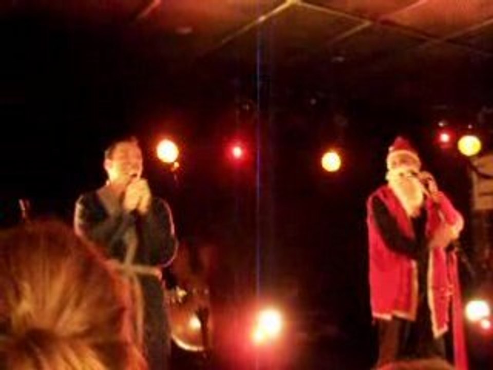 Oldelaf et monsieur D à Brétigny : le Père Noël