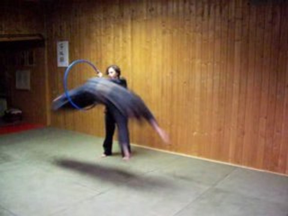 Sprung durch den Reifen