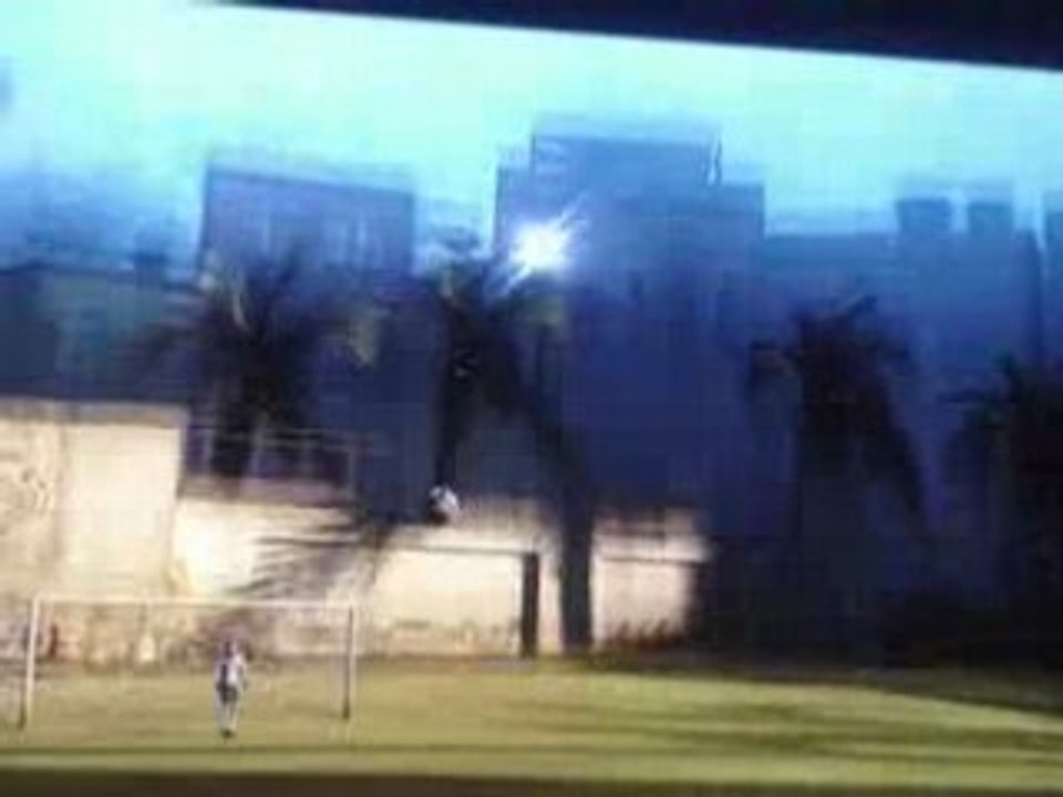 fifa 09 coup franc arene plus de 40 metre