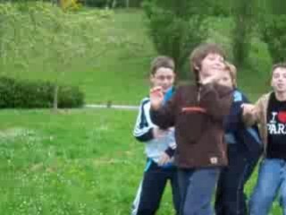 parodie tecktonik: baleine