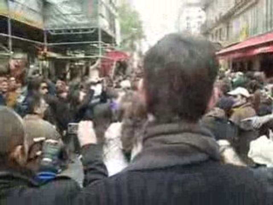 Zombie Walk Y'a deux filles la !