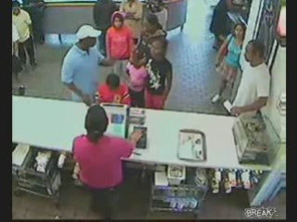 Father Punches Female Customer At McDonalds