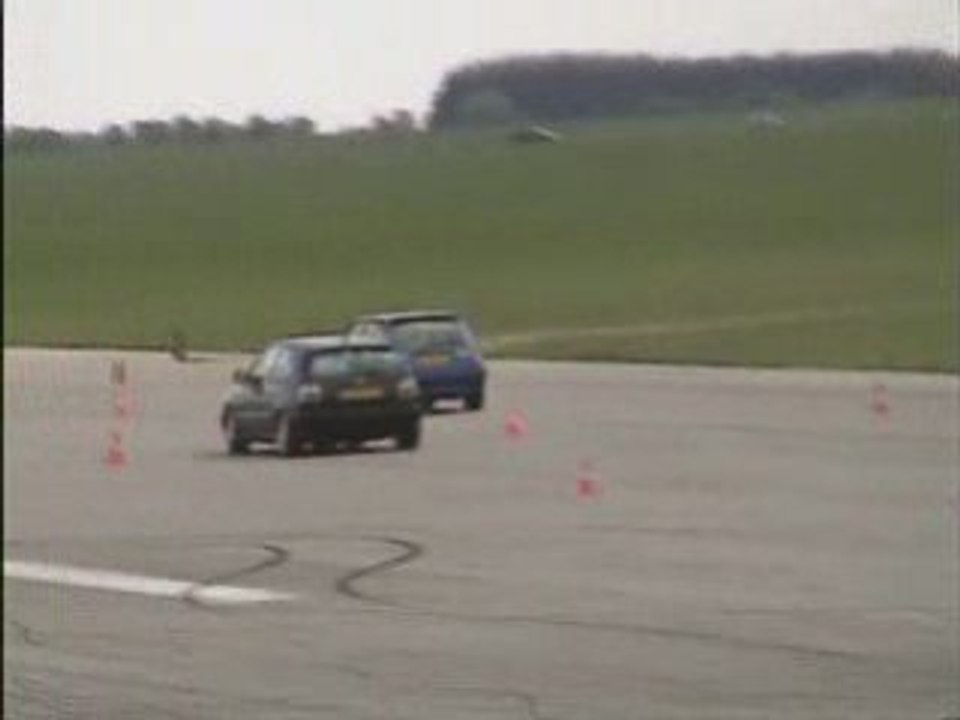 Golf_3_VS_R5_GT_Turbo_(02)