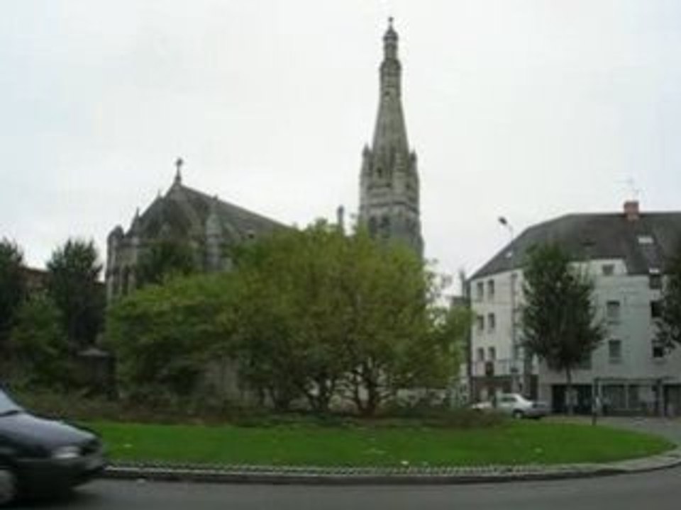 Nantes : église Notre Dame de Toutes Aides