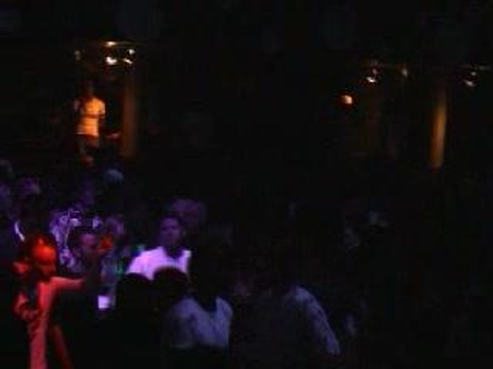 01-Alien_Project_-_Live