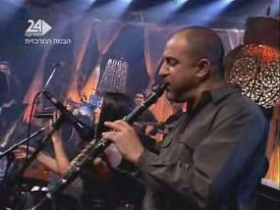 Yesh.Belibi.Kinor.-.Maya.Bouskila.-.Live.-.Hebrew.-