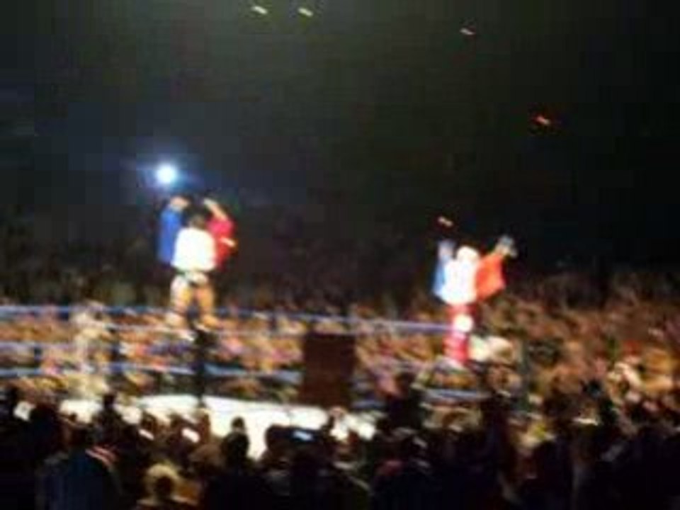 Wwe smackdown bercy celebration batista et rey