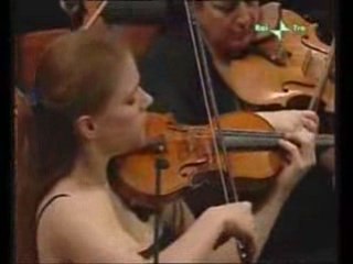 Julia FISHER.Concerto pour Violon de MOZART.2ème Mvt.KV218 .