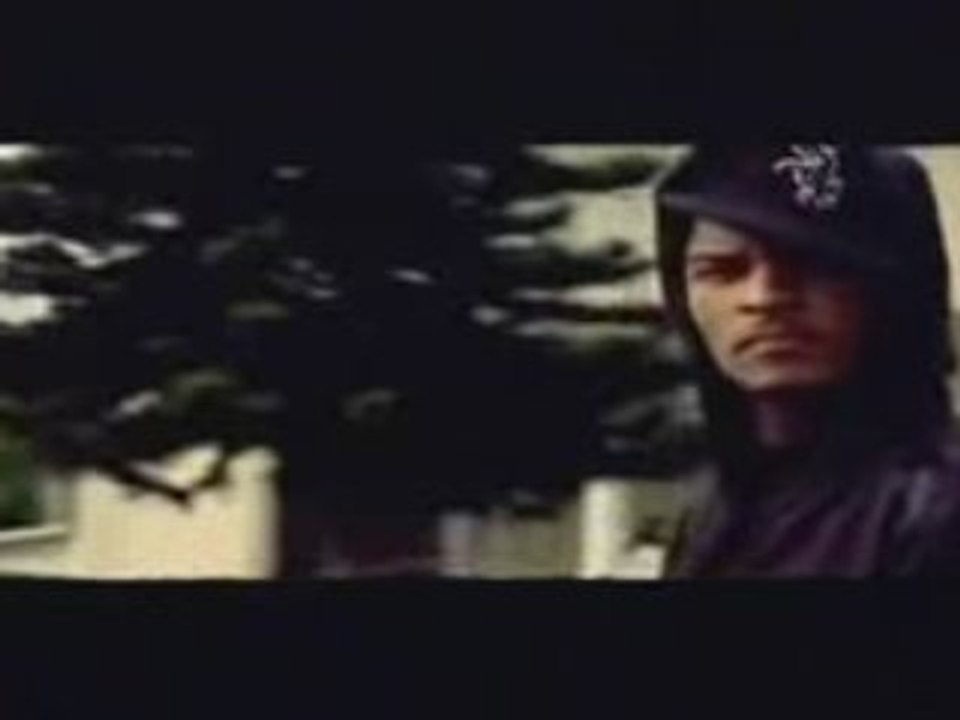 T.I - Live Your Life ft. Rihanna  [Sneak Peak ]