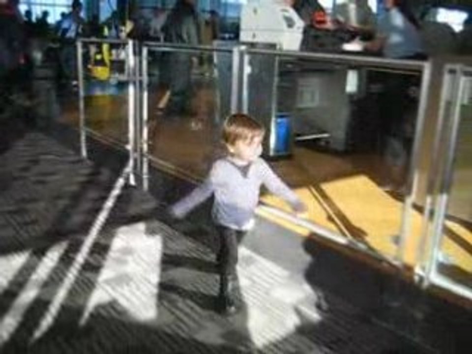 20081011 - Poupée Aeroport-012