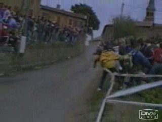 Simca CG: Classic Compact Car 🚗