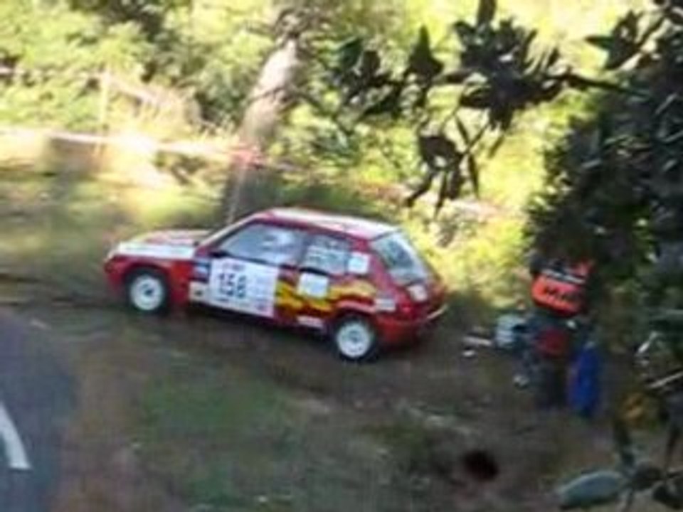 virage manqué  rallye sarrians 2008