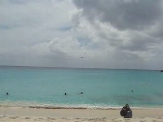 Corsair 747 landing at SXM (August 2008)