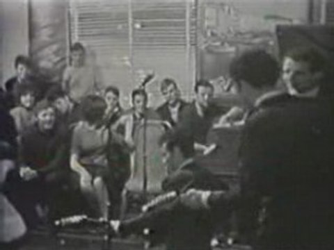 Eddy Mitchell et Les Chaussettes Noires - Eddy sois bon.(