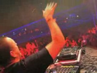 Aftermovie Q-Dance Presents Scantraxx