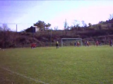 Foot contre berg premiere phase coup franc tete, hors jeu