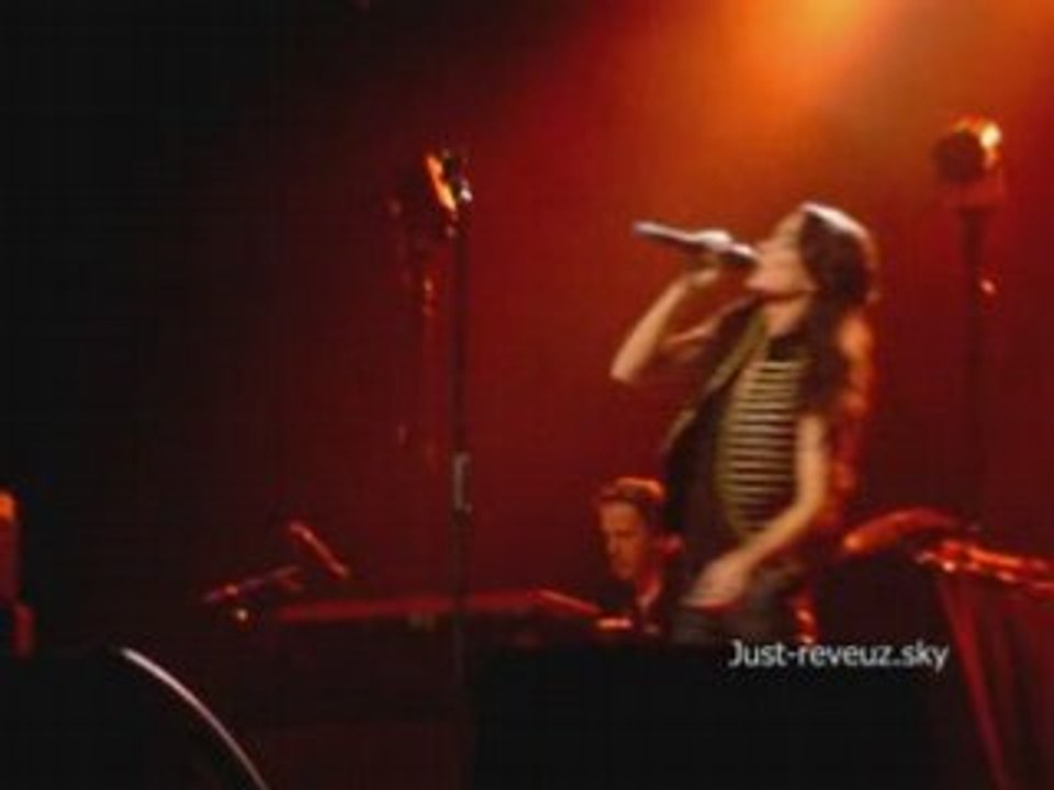 Jenifer - Le bonheur me va au teint [18.10.08 - Lyon]