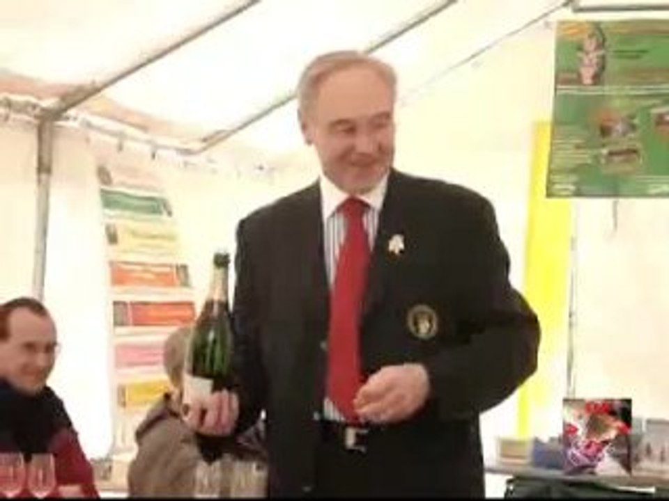 Ouverture de la bouteille de Champagne