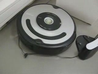 LesNumeriques : IRobot Roomba 560, la démo