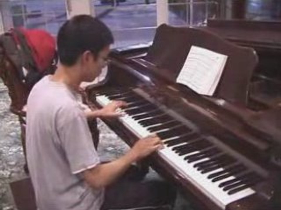 Mario_piano