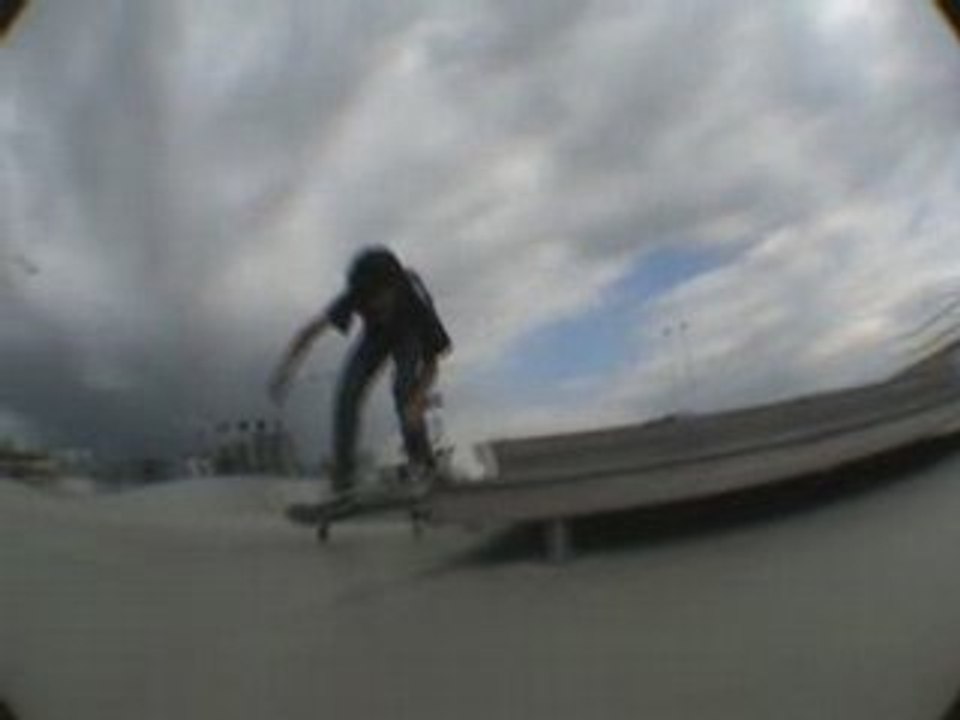 crook tail grab