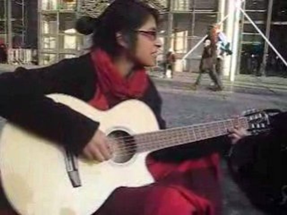 Carmelita. " La colline " Beaubourg.