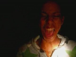 soudain un bruit retentit