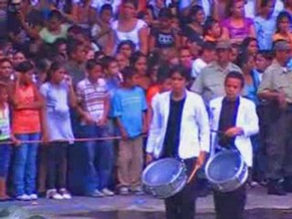 INCCAS  FESTIVAL DE BANDAS  1