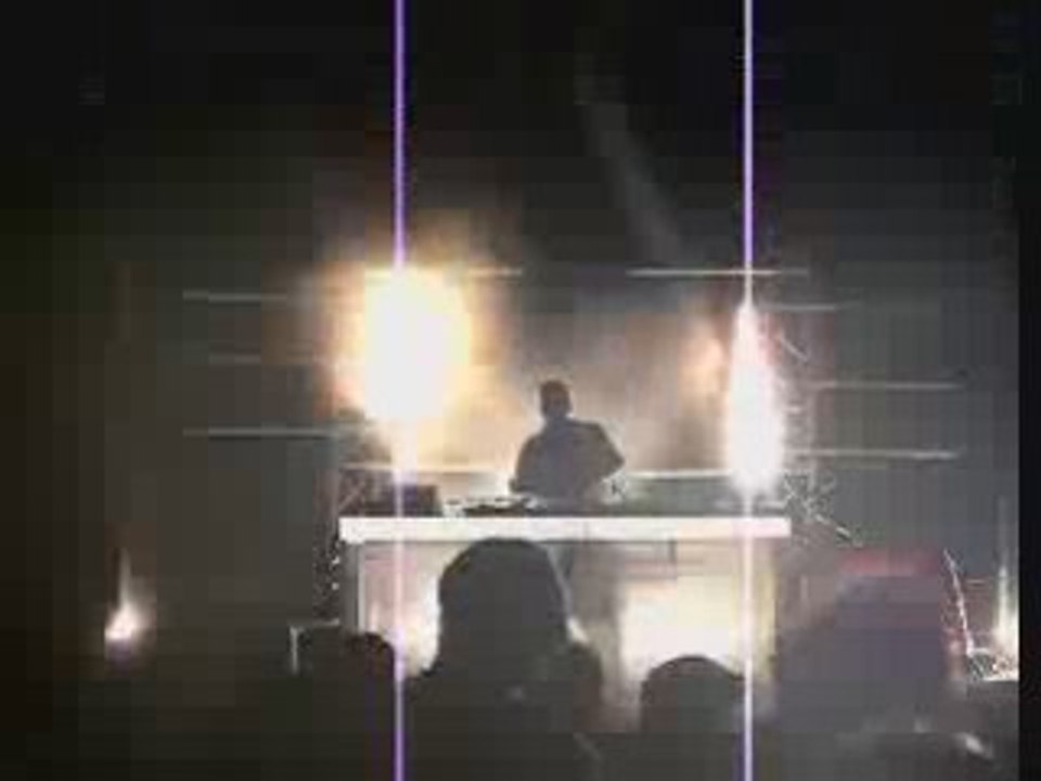 Festival Nuziq 2008 Design overdub interactive