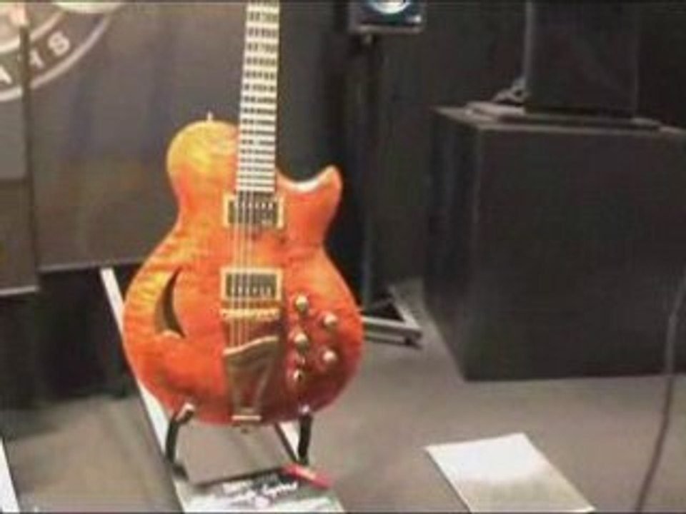 Michel Lâg et ses guitares (La Boite Noire)