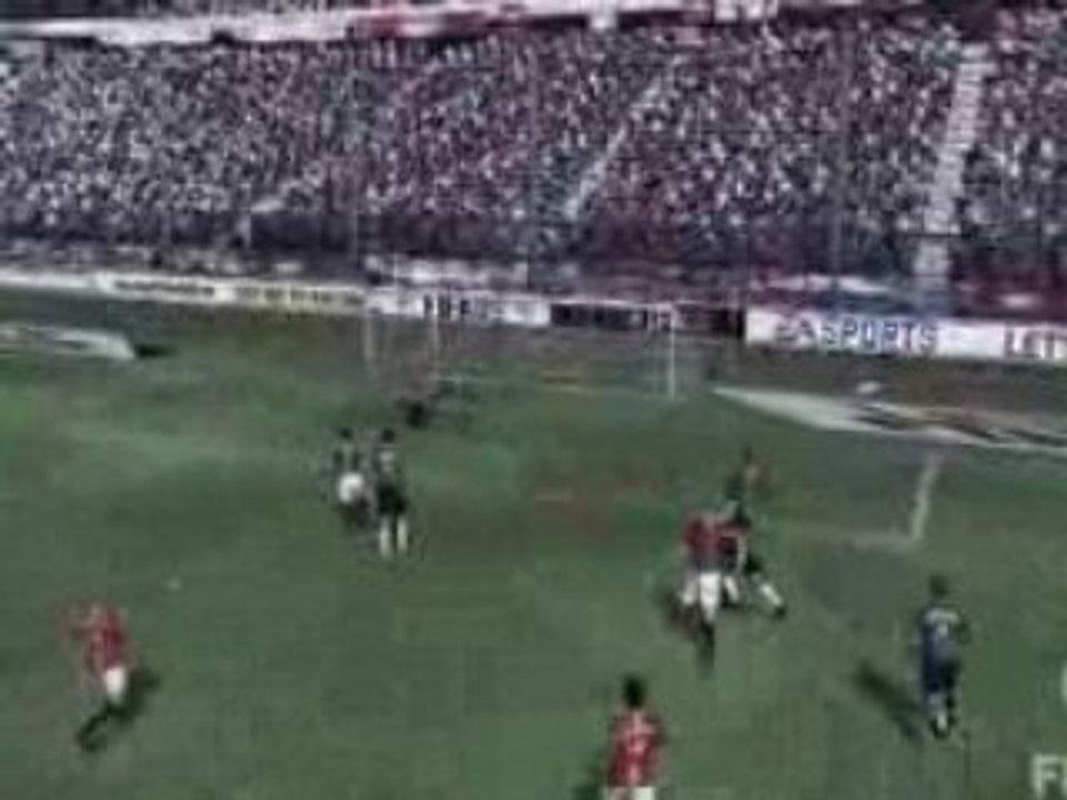 BUT FIFA 09 talonade énorme Liverpool vs Manchester ! kills