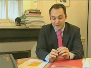 Journalistes faux-culs, piston