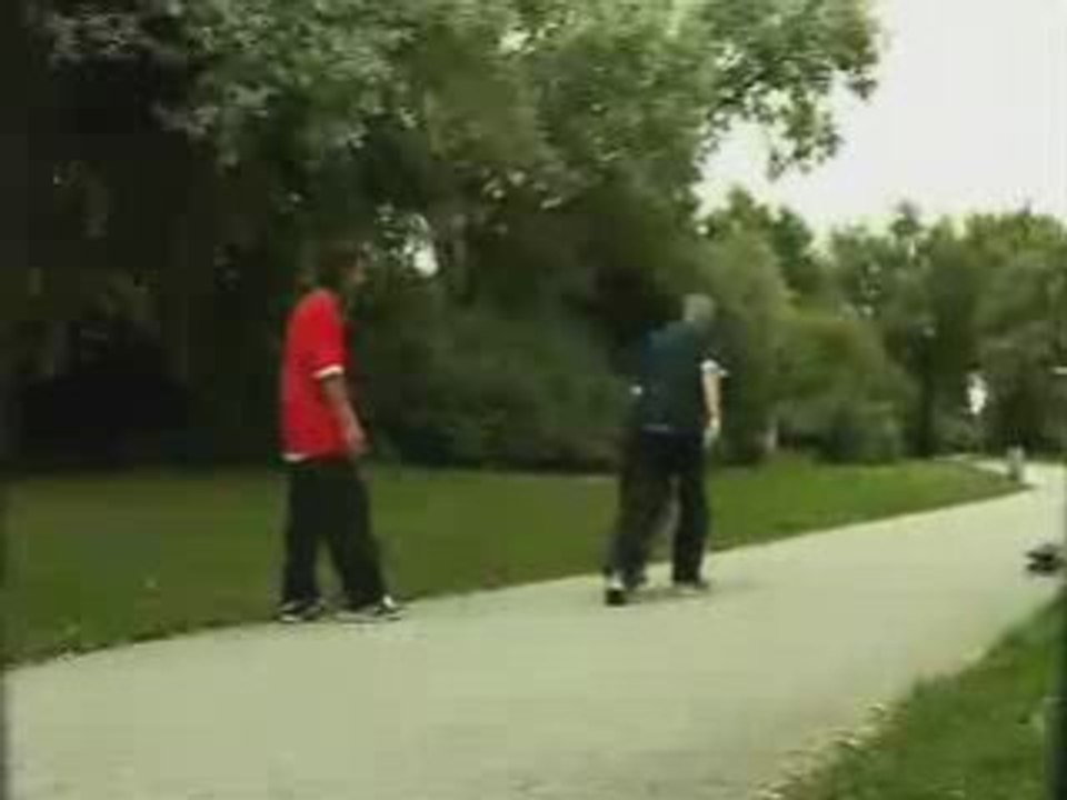 Faut pas claxoner les mamies