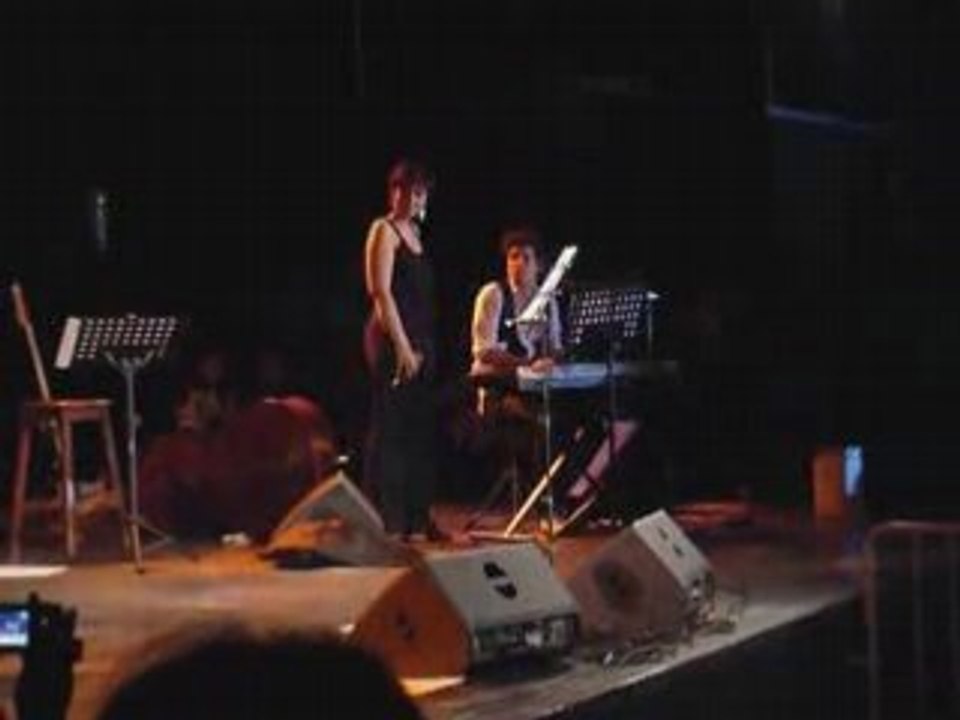 081026 Vernouillet Q. Mosimann J'pensais pas avec Vaness