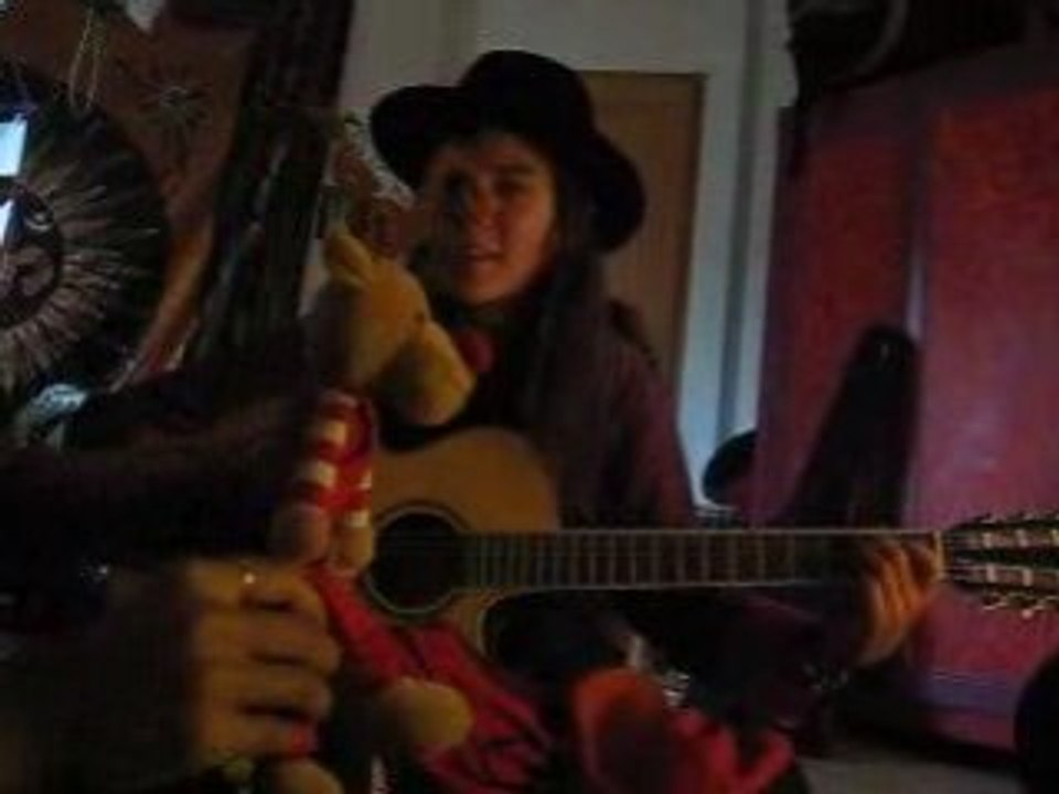 Hippie essaie la colline :D