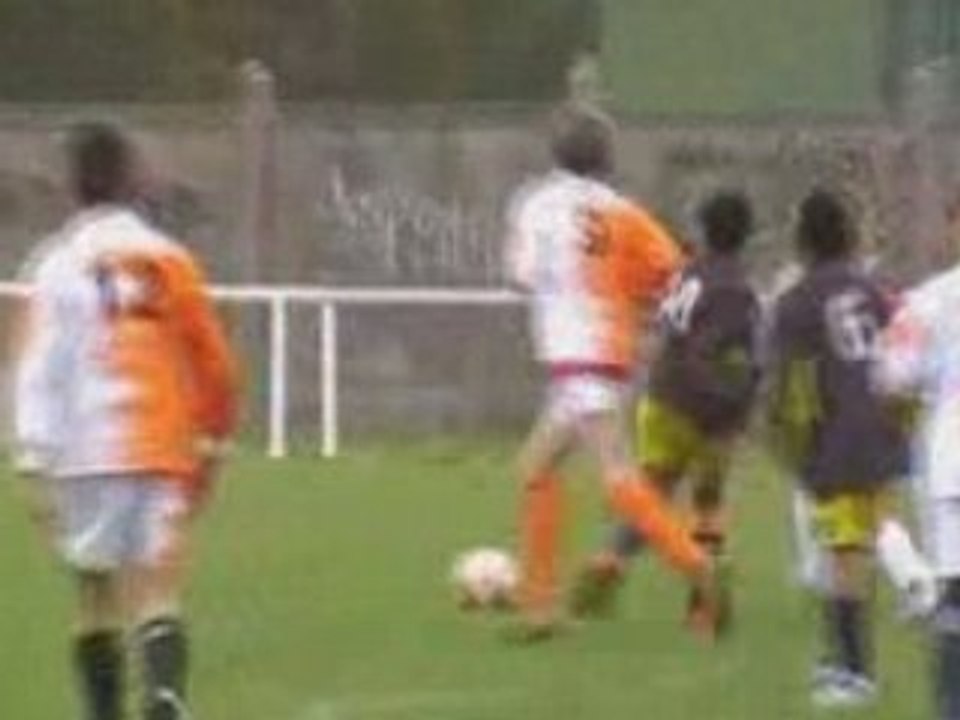 251008 les Benjamin du FC Vaujours contre le FC Tremblay