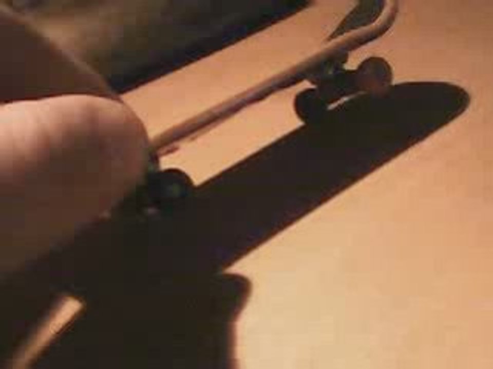 fingerskate flip
