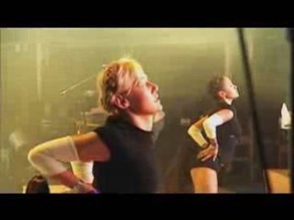 Goldfrapp * Strict Machine * Glastonbury 05