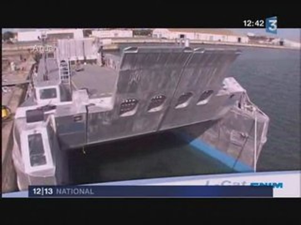 L-cat :  landing catamaran