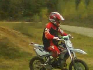 moi sur ma nouvel motocross