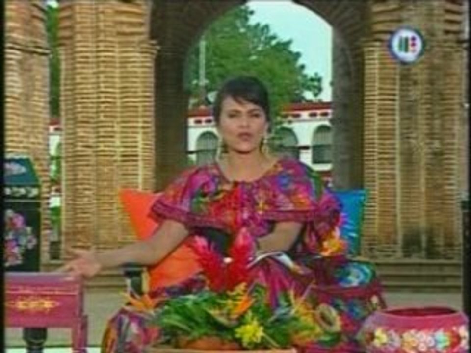 Chris no se desnudaria - Ucker a la salida de EXA (VTDO)