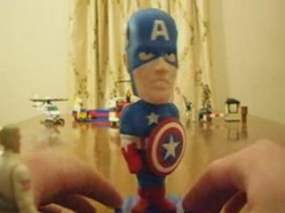 Captain America Bobble Head Toy Review