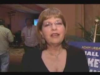 Attract Clients Like Crazy; Raving Fans - Deanie Kramer