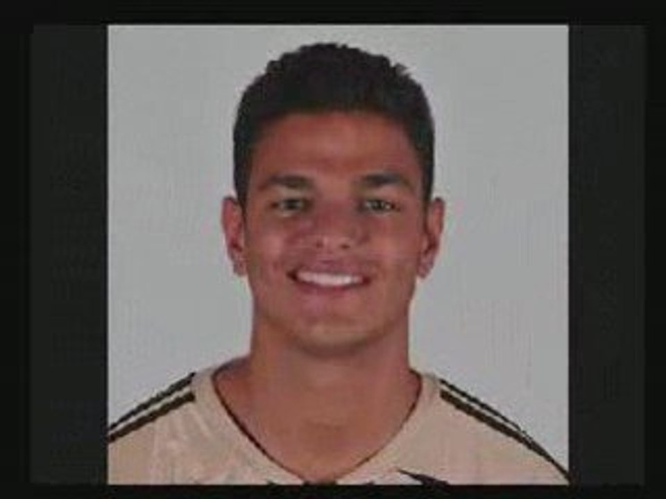 Hatem Ben Arfaaa! (L)