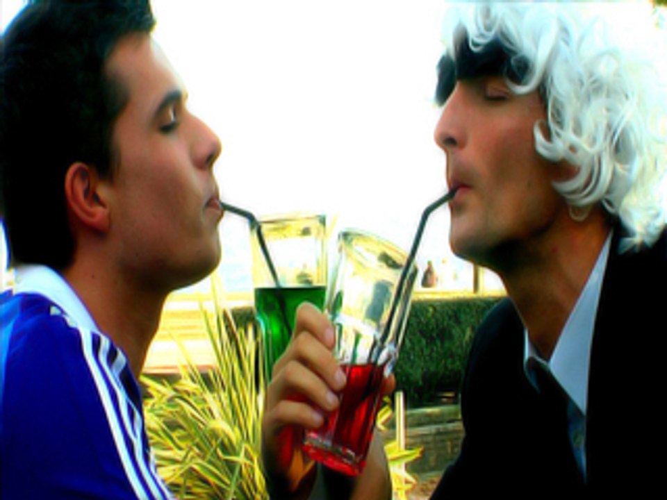 Raymond et Yoann chantent "un raymond d'amitié"