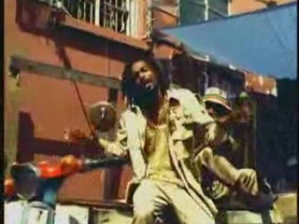 °•.Gentleman & Barrington Levy~☆~Caan Hold Us Down.•°