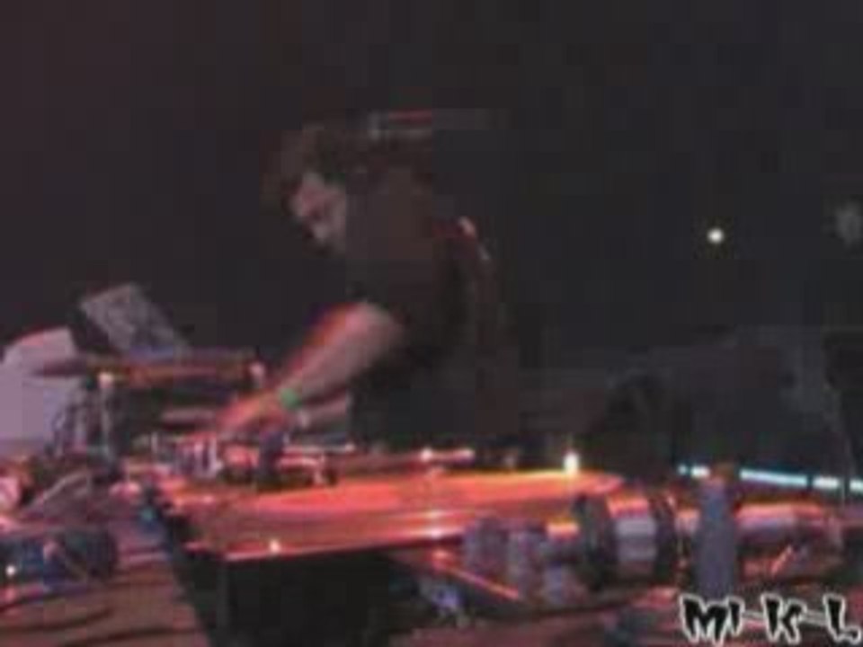 Radium live @ carthasis