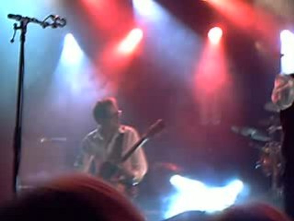 Les Fatals Picards - La sécurité de l'emploi à L'Alhambra